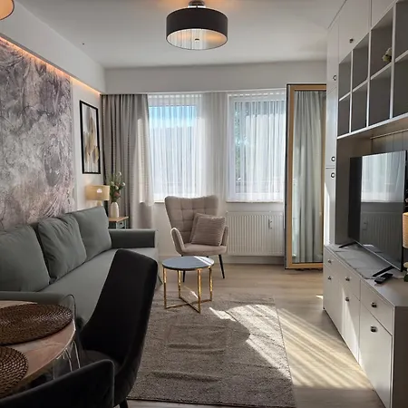 Apartment Miodowy Dom Exspanse 44 Z Balkonem I Parkingiem